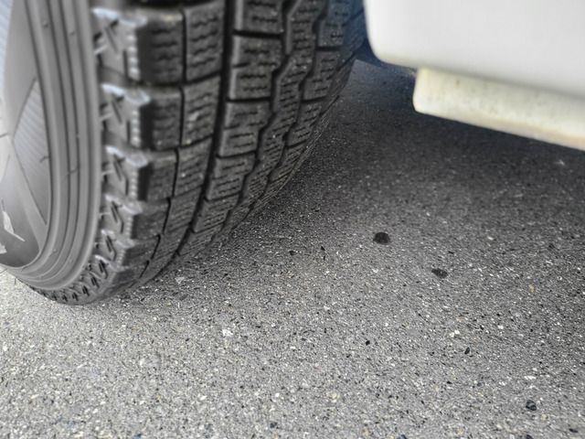 NISSAN NV350 CARAVAN 1.2t 2015