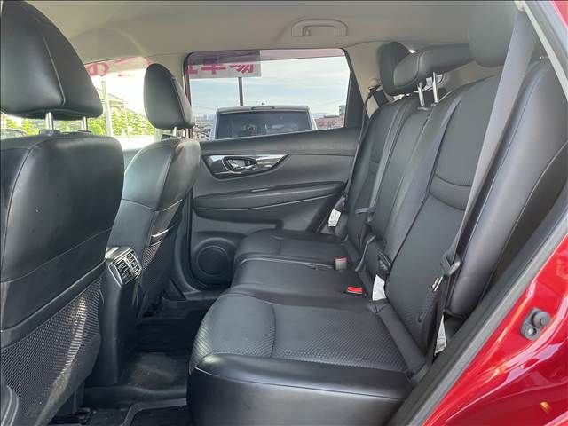 NISSAN X-TRAIL 2WD 2017