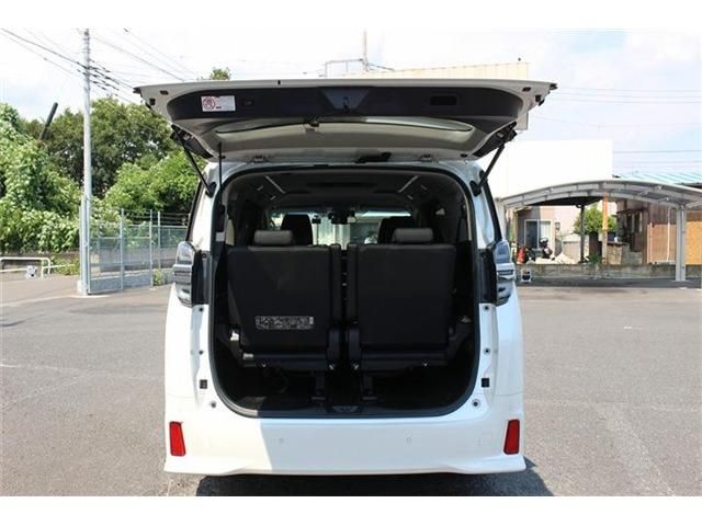 TOYOTA VELLFIRE  HYBRID 4WD 2018