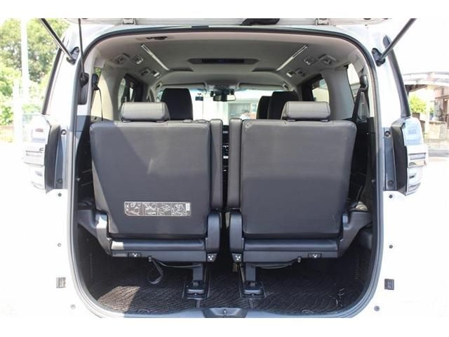 TOYOTA VELLFIRE  HYBRID 4WD 2018