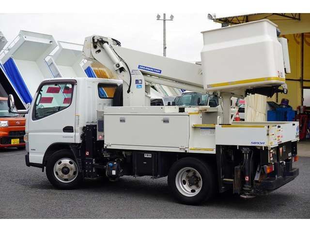 MITSUBISHI CANTER 2017