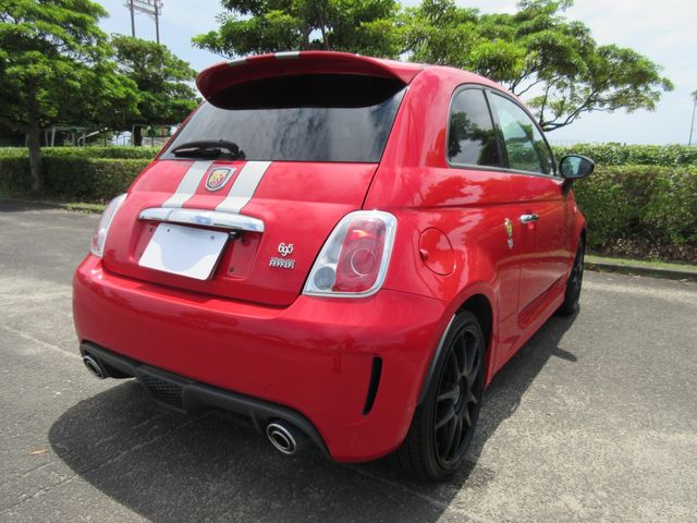 FIAT ABARTH 695 2011