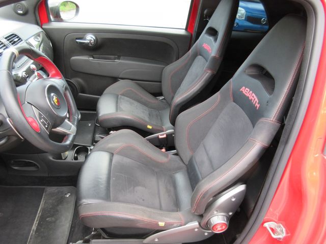 FIAT ABARTH 695 2011
