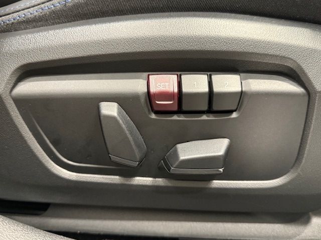 BMW BMW 1series 2024