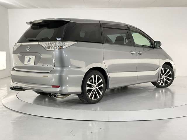 TOYOTA ESTIMA 2013