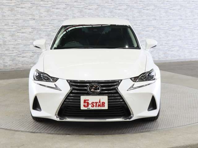 TOYOTA LEXUS IS200t 2017
