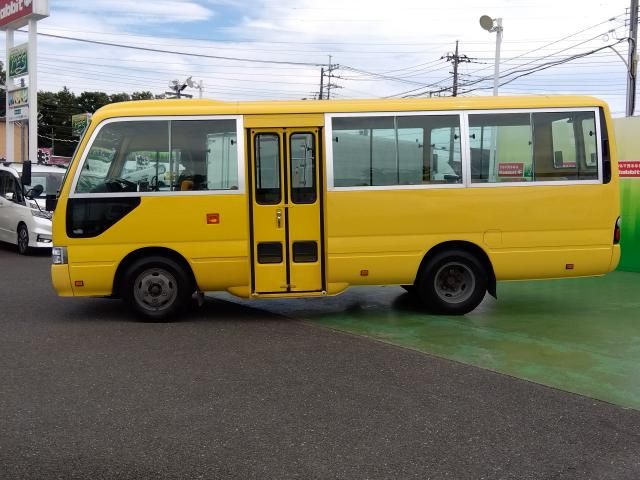 TOYOTA COASTER 2013
