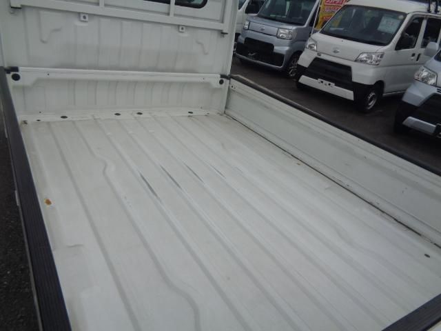 SUZUKI CARRY truck 2012