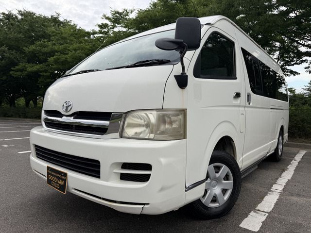 TOYOTA HIACE COMMUTER 4WD 2007