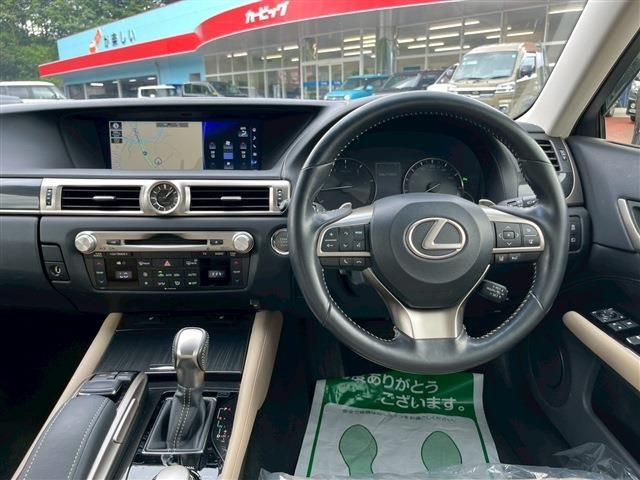 TOYOTA LEXUS GS200t 2017