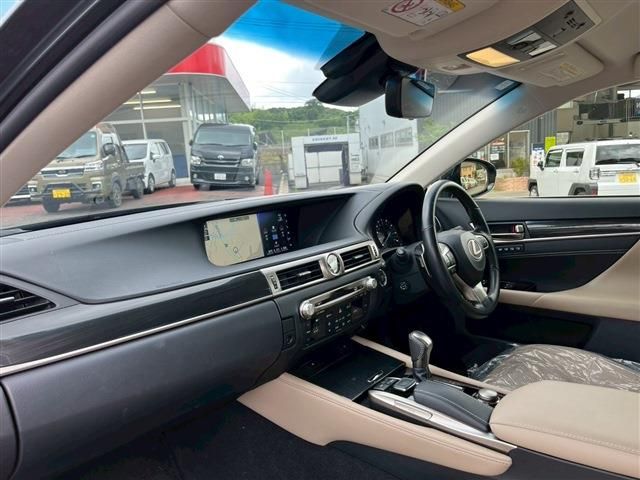 TOYOTA LEXUS GS200t 2017