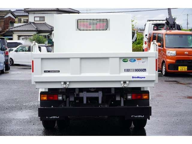 MITSUBISHI CANTER 2024