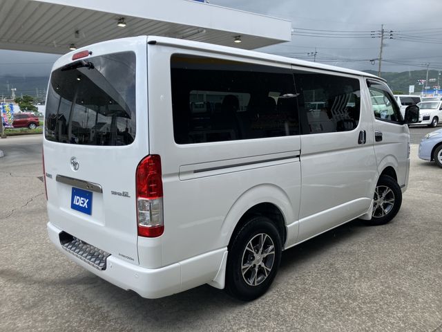 TOYOTA HIACE van 2WD 2024