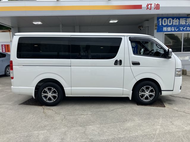 TOYOTA HIACE van 2WD 2024