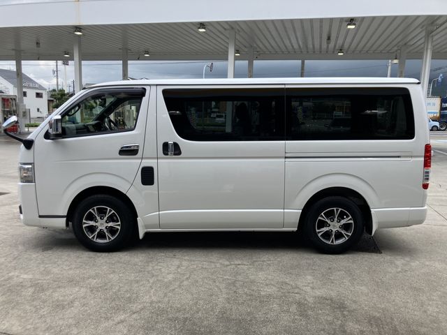 TOYOTA HIACE van 2WD 2024
