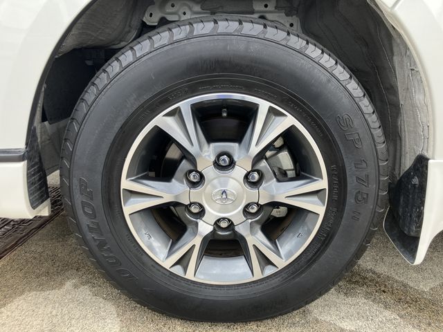 TOYOTA HIACE van 2WD 2024