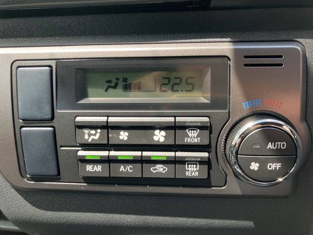 TOYOTA HIACE van 2WD 2024