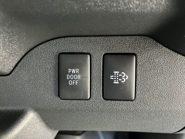 TOYOTA HIACE van 2WD 2024