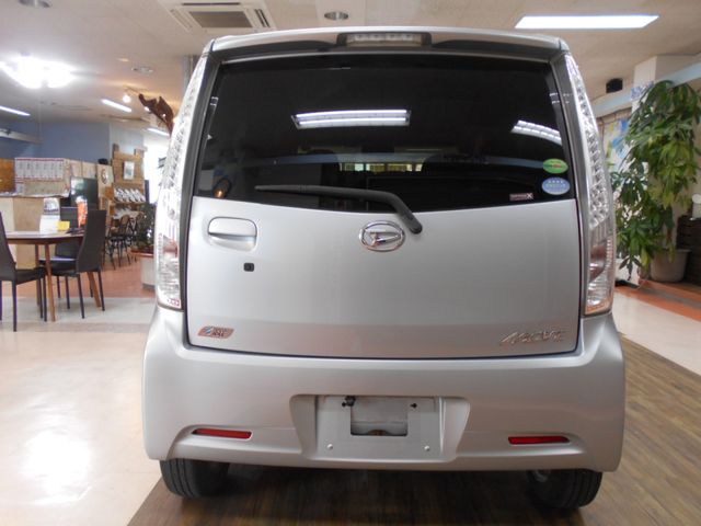 DAIHATSU MOVE 2014