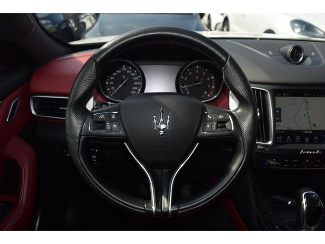 MASERATI MASERATI Levante 2017