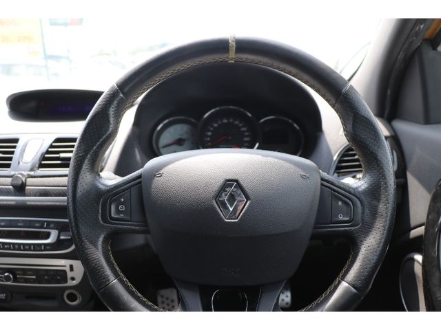 RENAULT RENAULT MEGANE hatchback 2012