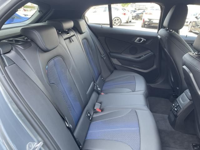 BMW BMW 1series 2024