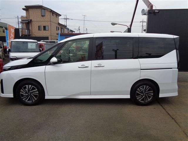 NISSAN SERENA  WG 2023