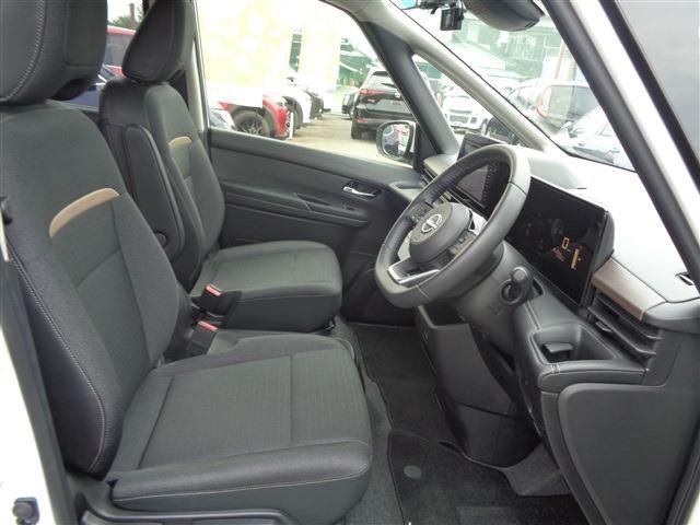 NISSAN SERENA  WG 2023