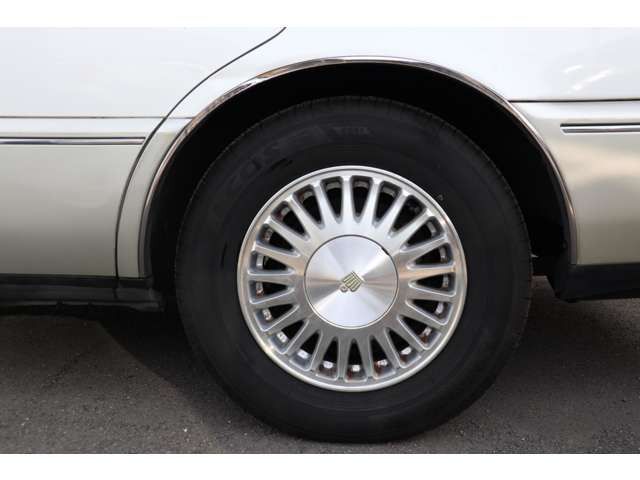 TOYOTA CROWN MAJESTA 1998