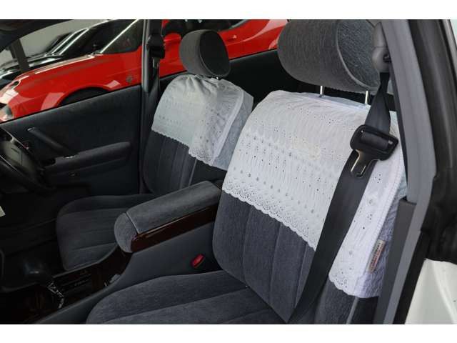 TOYOTA CROWN MAJESTA 1998