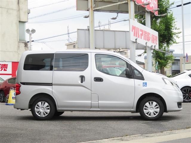 NISSAN NV200 VANETTE van 2016