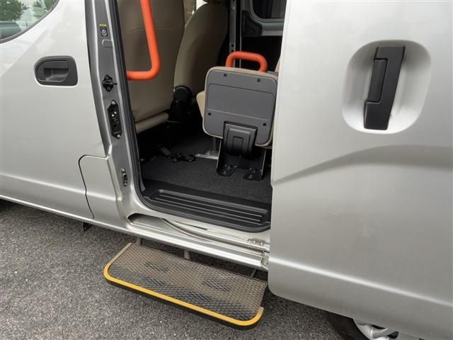 NISSAN NV200 VANETTE van 2016