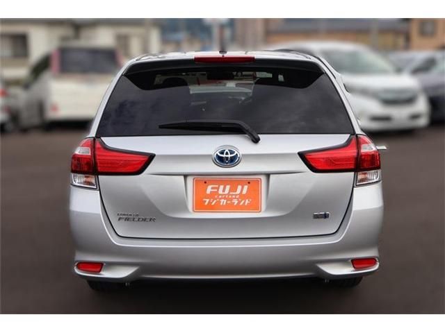 TOYOTA COROLLA FIELDER HYBRID 2021