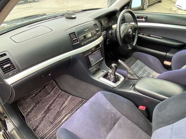 TOYOTA MARK2 sedan 2003