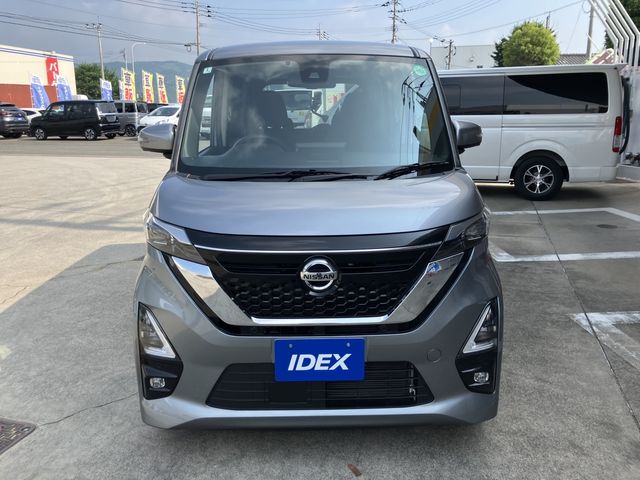 NISSAN ROOX 2023