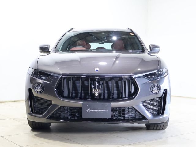 MASERATI MASERATI Levante 2022