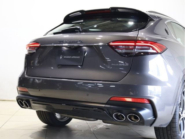 MASERATI MASERATI Levante 2022