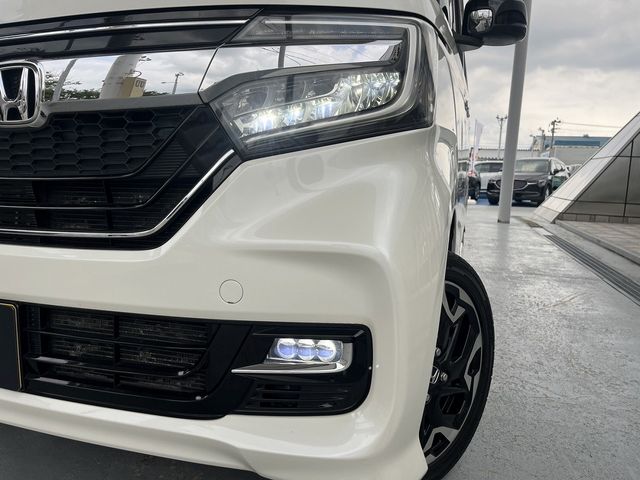 HONDA N BOX CUSTOM 4WD 2017