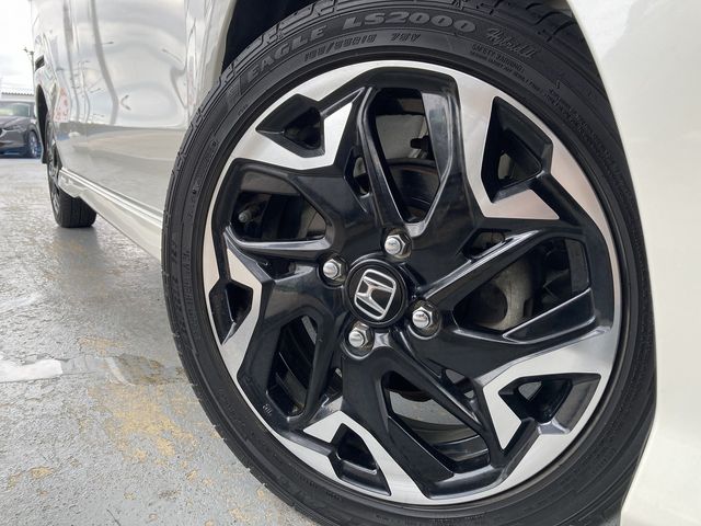 HONDA N BOX CUSTOM 4WD 2017