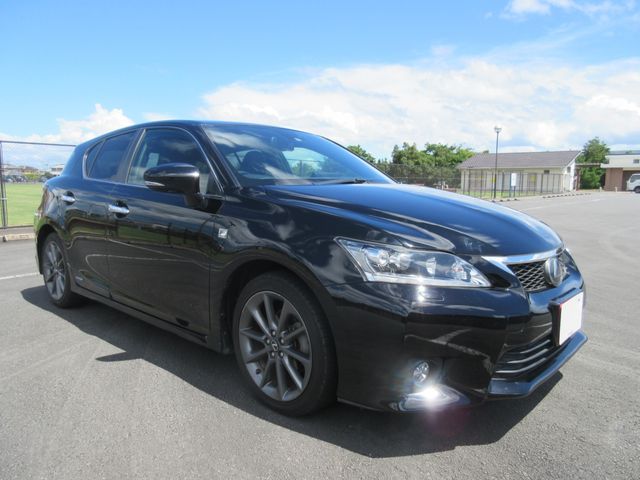 TOYOTA LEXUS CT200h 2011
