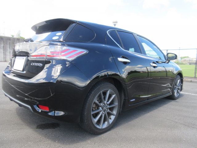 TOYOTA LEXUS CT200h 2011