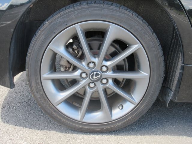 TOYOTA LEXUS CT200h 2011