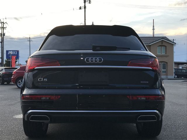 AUDI AUDI Q5 2021