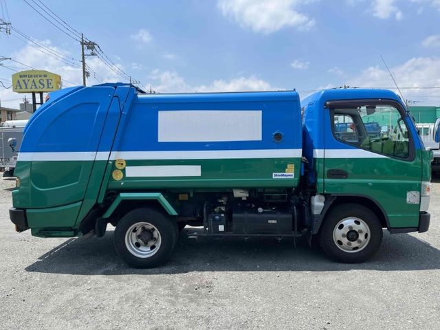 MITSUBISHI CANTER 2018