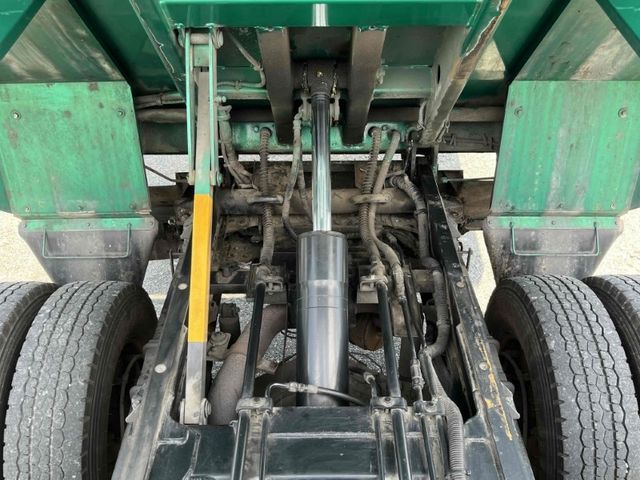 MITSUBISHI CANTER 2018