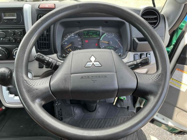 MITSUBISHI CANTER 2018