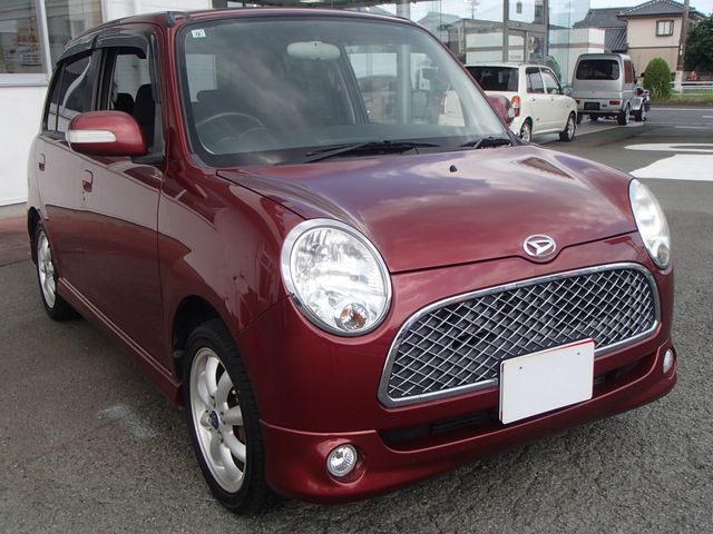 DAIHATSU MIRA GINO 2005