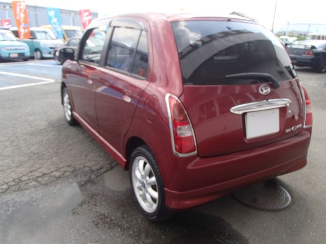 DAIHATSU MIRA GINO 2005