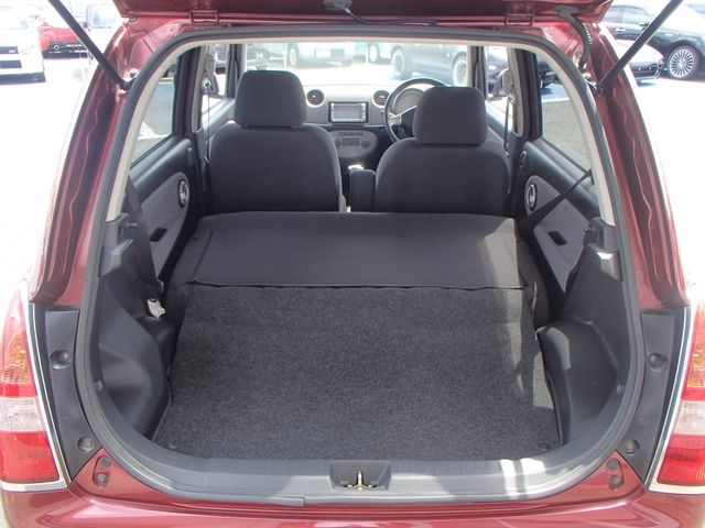 DAIHATSU MIRA GINO 2005