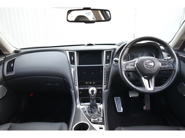 NISSAN SKYLINE HYBRID 2020